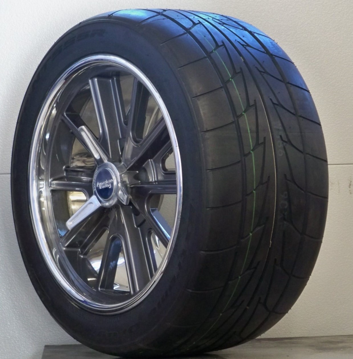 17s VN407S gunmetal 17x7 17x8 65-73 with NT555G2